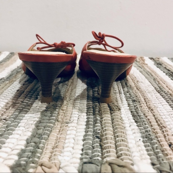 Aerosoles coral pink leather mules with front bow ornament. Size 6. EUC - Picture 8 of 12